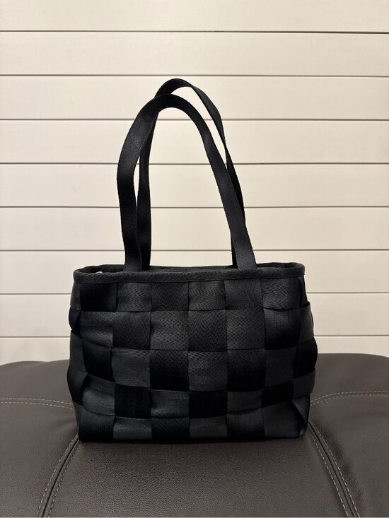 Harveys Handbags - Harveys Original Seatbelt Bag Large Tote Black Woven Made in USA